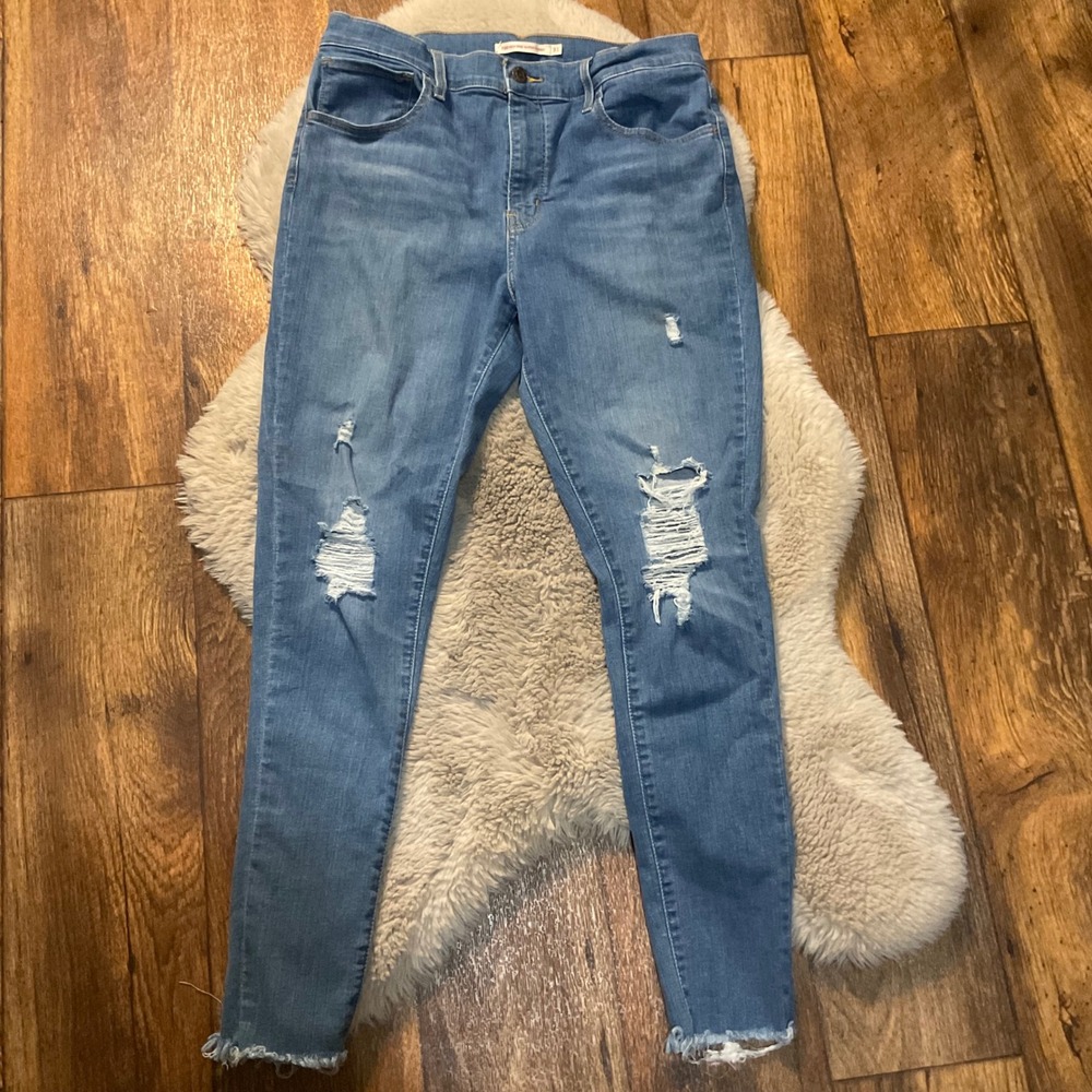 Levi's 720 High Rise Super Skinny Denim Jeans Size 31‎ Womens Distressed Light